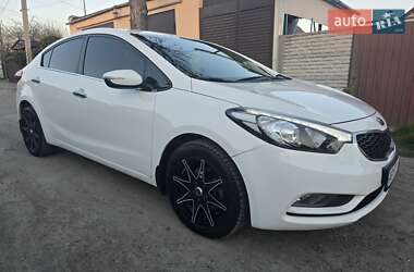 Седан Kia Cerato 2013 в 
