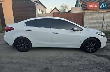 Седан Kia Cerato 2013 в 