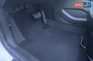 Седан Kia Cerato 2013 в 