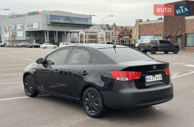 Седан Kia Cerato 2009 в 