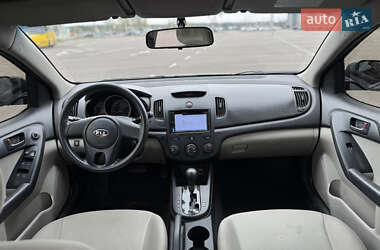 Седан Kia Cerato 2009 в 