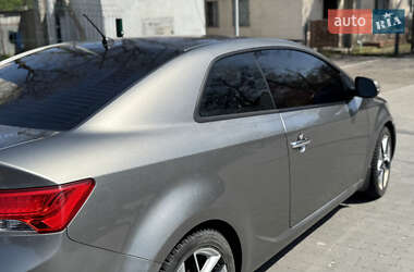 Купе Kia Cerato 2012 в 