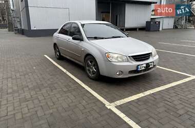 Седан Kia Cerato 2005 в 