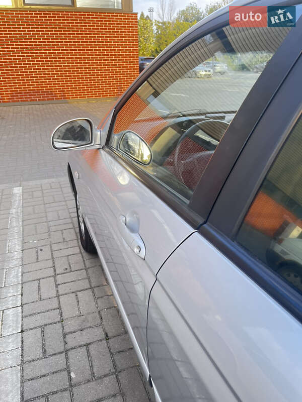 Седан Kia Cerato 2006 в Львове фото 3 Седан Kia Cerato 2006 в Львове