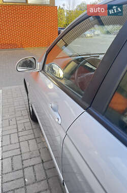 Седан Kia Cerato 2006 в 