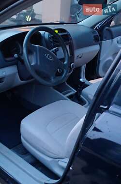 Седан Kia Cerato 2007 в 