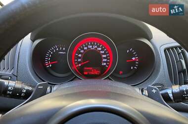 Седан Kia Cerato 2012 в 