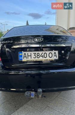 Седан Kia Cerato 2007 в 