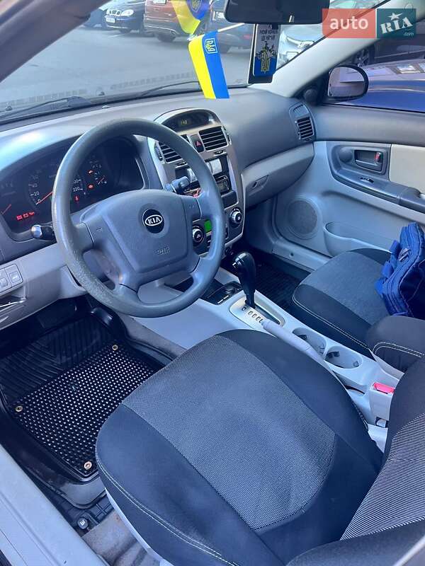 Седан Kia Cerato 2006 в Киеве