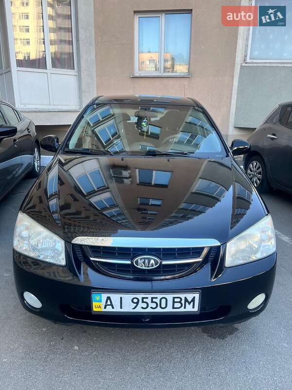 Седан Kia Cerato 2006 в Киеве