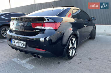 Купе Kia Cerato 2011 в 