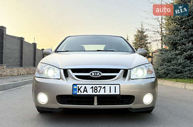 Седан Kia Cerato 2006 в Киеве