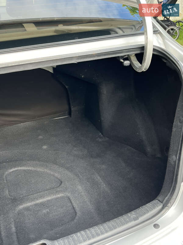 Седан Kia Cerato 2008 в Умани