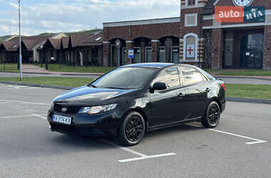 Седан Kia Cerato 2009 в Киеве