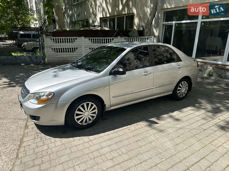 Седан Kia Cerato 2008 в 