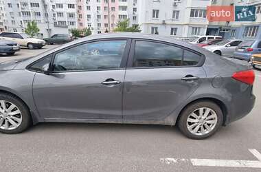 Седан Kia Cerato 2013 в Харькове