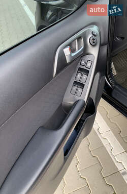 Седан Kia Cerato 2011 в 