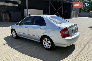 Седан Kia Cerato 2006 в 