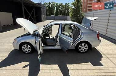 Седан Kia Cerato 2006 в 