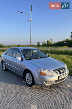 Седан Kia Cerato 2008 в Буске