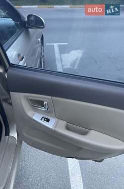 Седан Kia Cerato 2008 в 