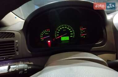 Седан Kia Cerato 2007 в 