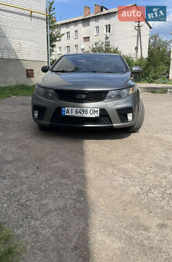 Купе Kia Cerato 2011 в 