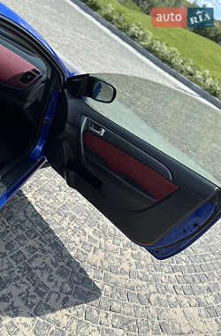 Купе Kia Cerato 2012 в 