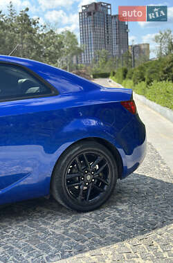 Купе Kia Cerato 2012 в 