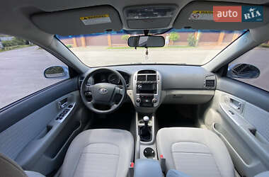 Седан Kia Cerato 2007 в 