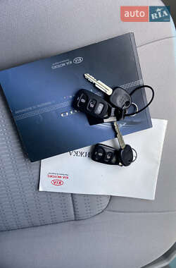 Седан Kia Cerato 2007 в 
