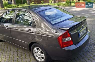Седан Kia Cerato 2006 в 