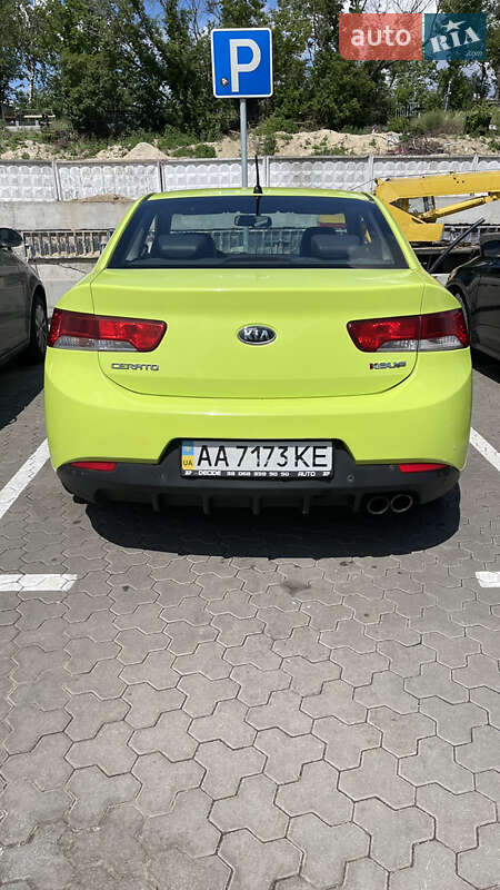 Купе Kia Cerato 2010 в Киеве