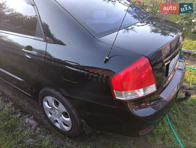Седан Kia Cerato 2008 в Киеве
