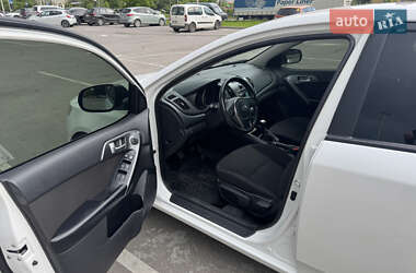 Седан Kia Cerato 2011 в 