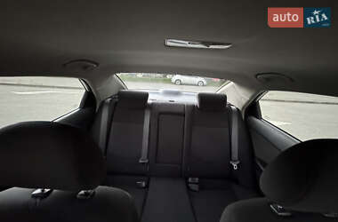 Седан Kia Cerato 2011 в 