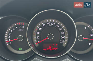 Седан Kia Cerato 2011 в 