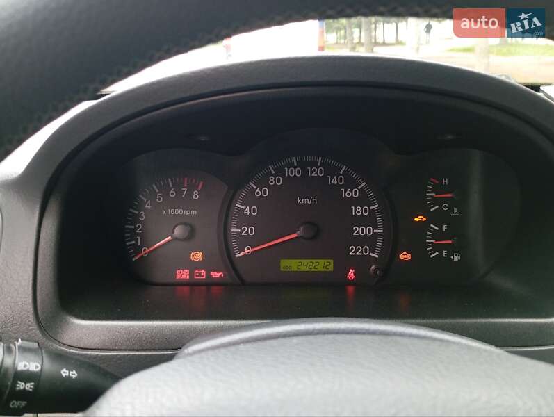 Седан Kia Cerato 2006 в Тростянце