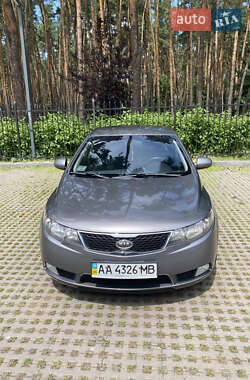 Седан Kia Cerato 2011 в Києві