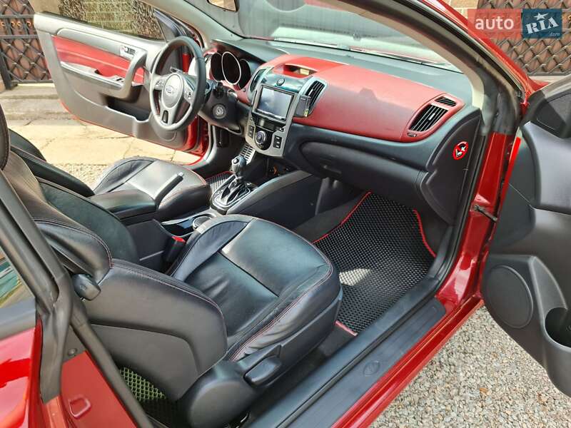 Купе Kia Cerato 2011 в Вільнянську