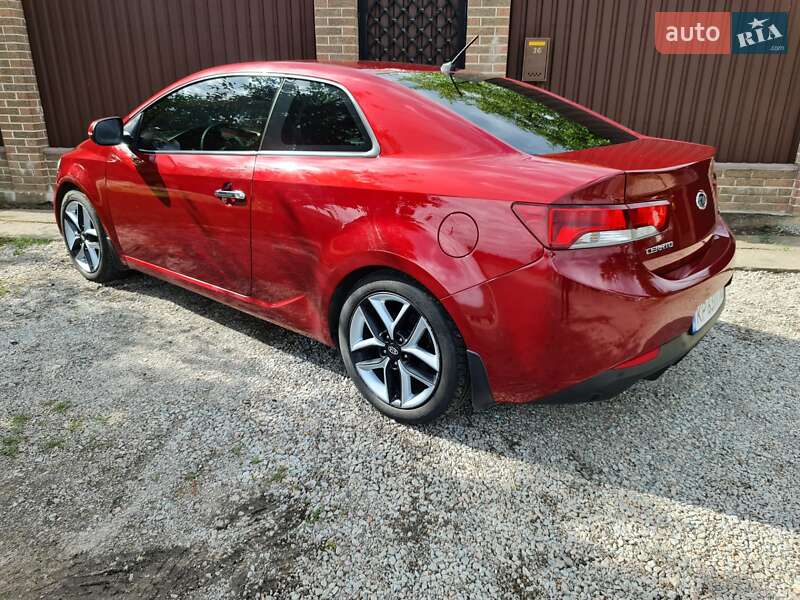 Купе Kia Cerato 2011 в Вільнянську