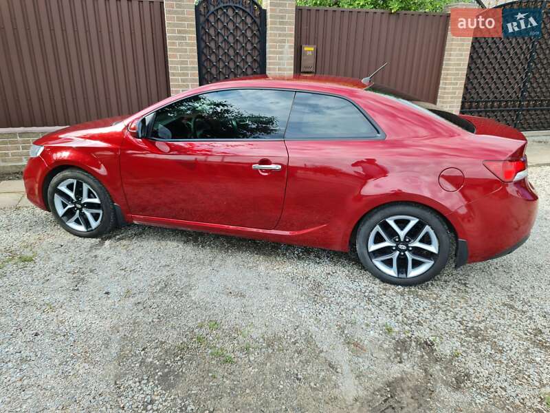 Купе Kia Cerato 2011 в Вільнянську