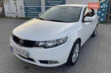 Седан Kia Cerato 2011 в Киеве
