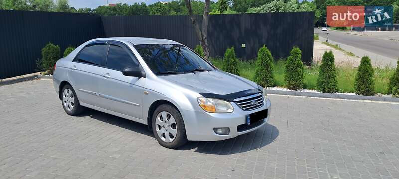 Седан Kia Cerato 2007 в Стрые