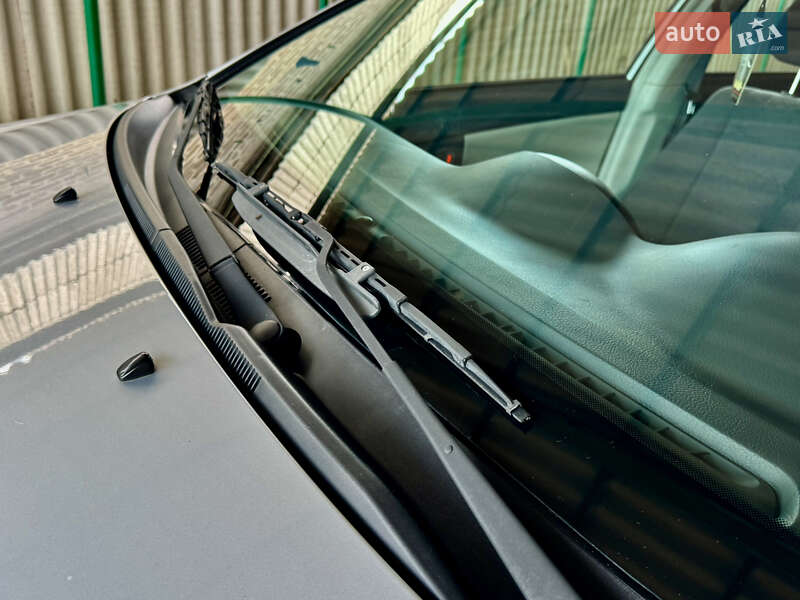 Хетчбек Kia Cerato 2006 в Краматорську