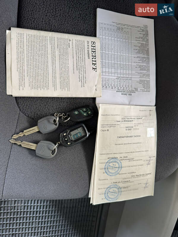 Хетчбек Kia Cerato 2006 в Краматорську