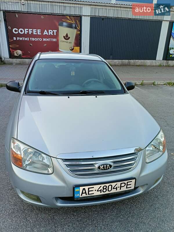 Kia Cerato 2006