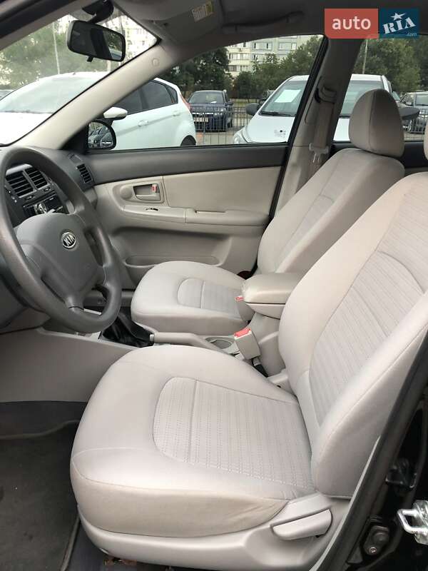 Седан Kia Cerato 2008 в Запоріжжі