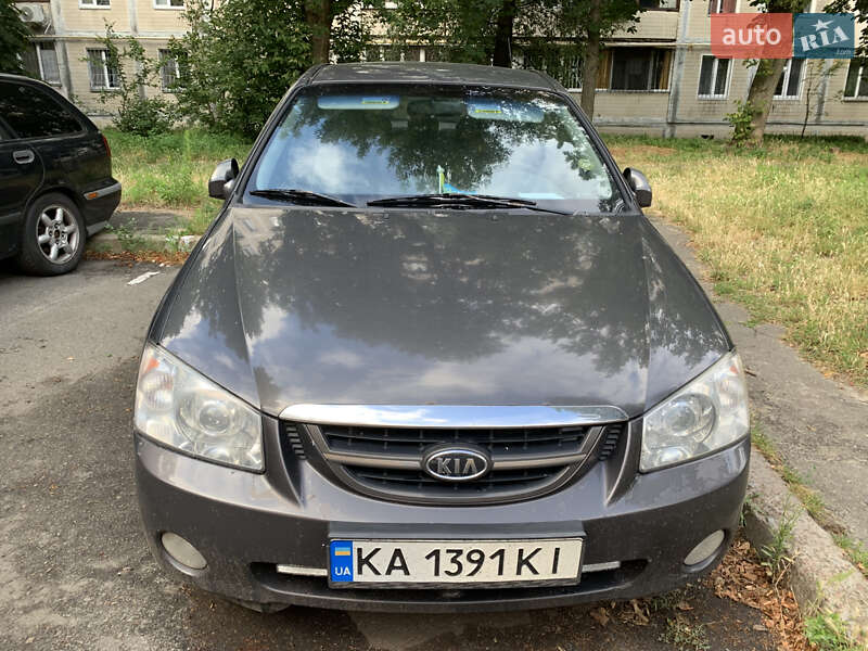 Седан Kia Cerato 2006 в Киеве