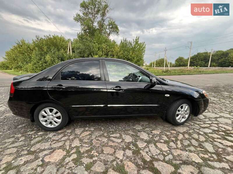 Седан Kia Cerato 2007 в Карловке